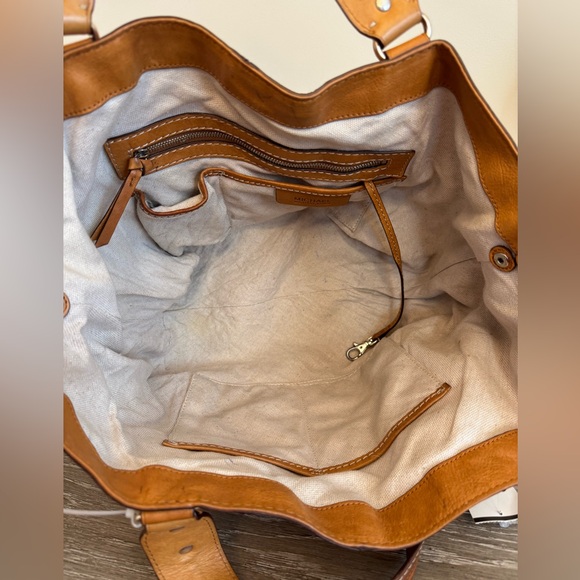 Michael Kors shoulder bag. - Picture 3 of 13